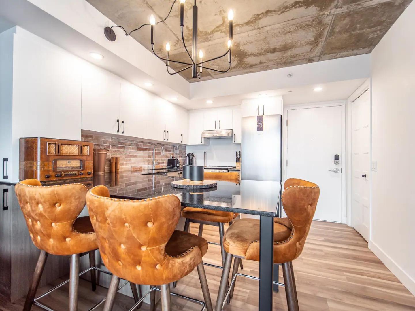 Quebec, Rustique Chic En Ville, Piscine Sur Le Toit Pour 2 A 6 Invites מראה חיצוני תמונה
